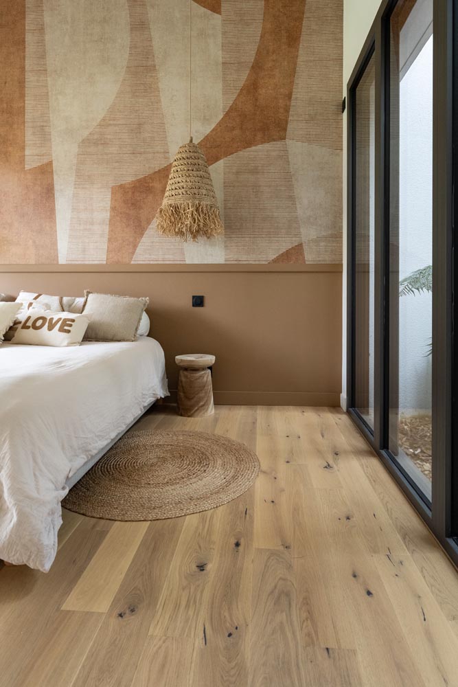 Pose de parquet dans la chambre parentale